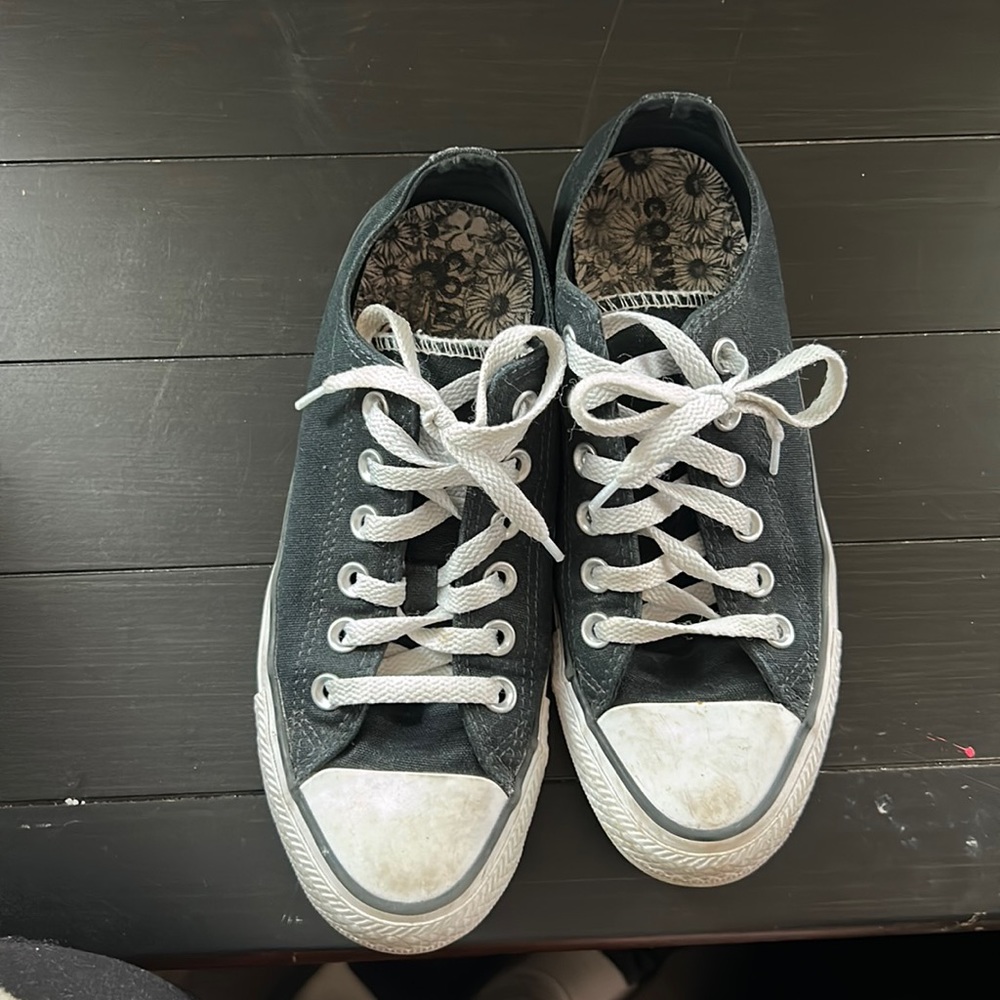 Converse